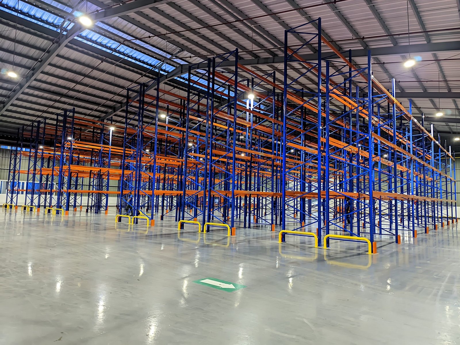 Foto pendukung halaman Standar, Regulasi & Keselamatan Rak Gudang Tambang — Perkasa Racking TAP (5)