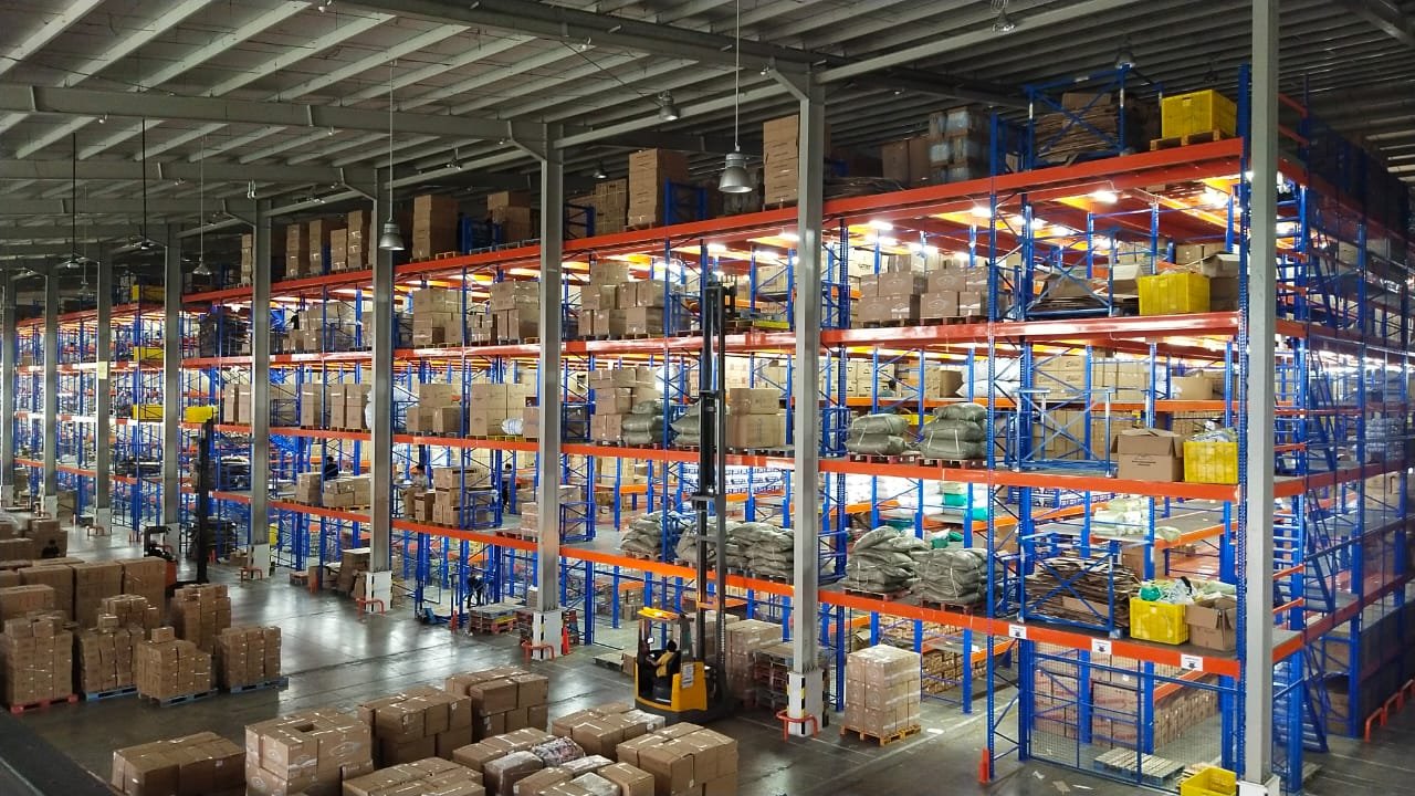 Foto pendukung halaman Jenis Rak Gudang Tambang — bagian mezzanine racking — Perkasa Racking TAP